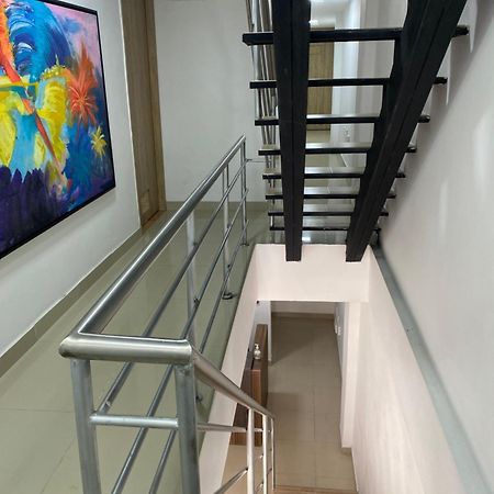 110 Loft Aparthotel Cali Exterior foto
